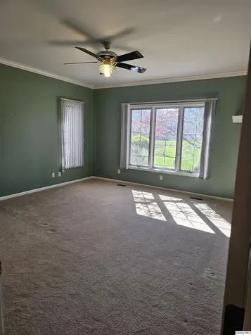 128 Knollwood Quincy IL 62301