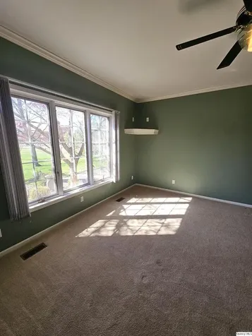 128 Knollwood Quincy IL 62301