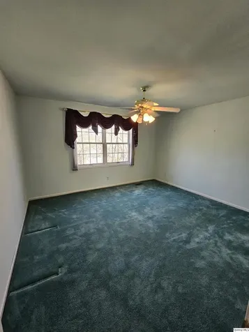 128 Knollwood Quincy IL 62301