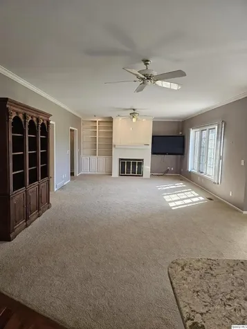 128 Knollwood Quincy IL 62301