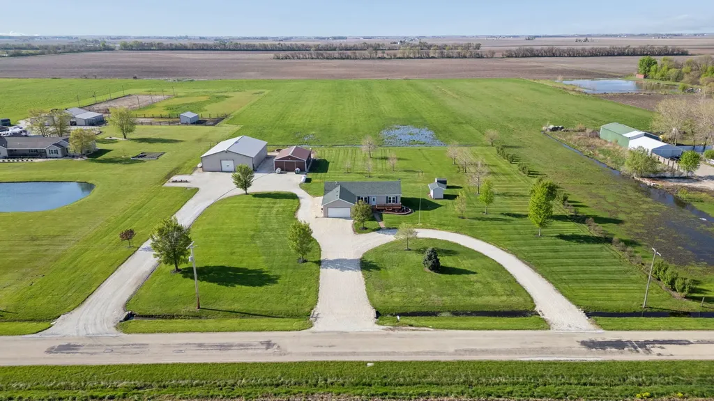 15334 West 3000n Road Essex IL 60935