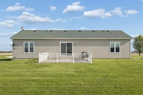 15334 West 3000n Road Essex IL 60935