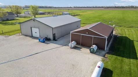 15334 West 3000n Road Essex IL 60935