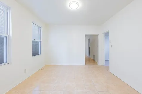 3748 South Parnell Avenue Chicago IL 60609