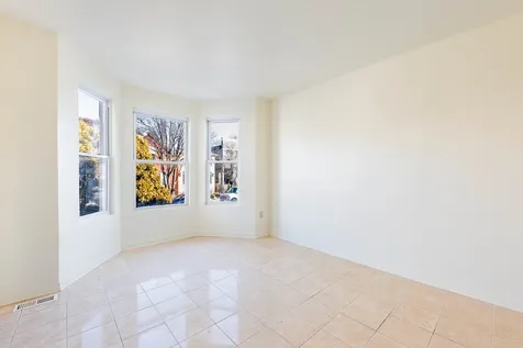 3748 South Parnell Avenue Chicago IL 60609
