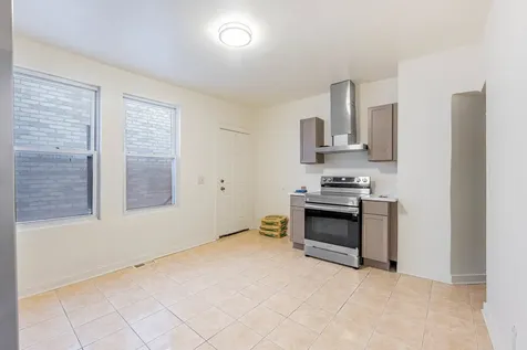 3748 South Parnell Avenue Chicago IL 60609