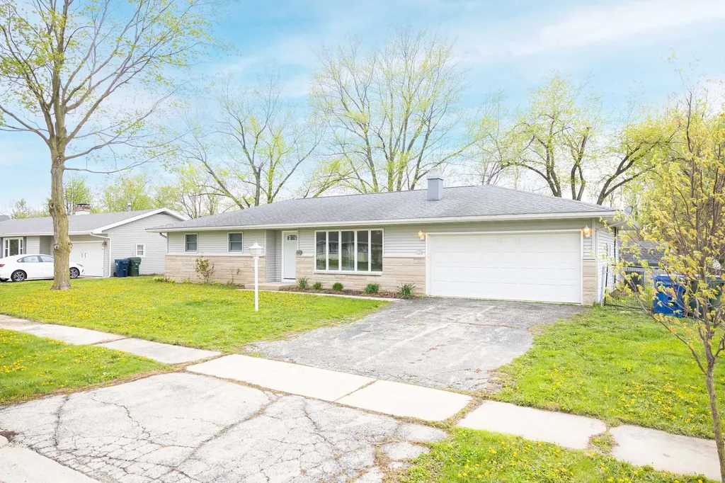 307 Illini Drive Minooka IL 60447