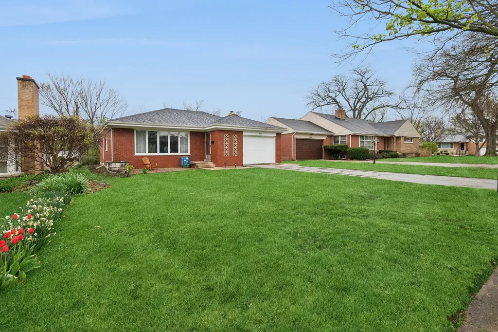 835 Latimer Lane Flossmoor IL 60422