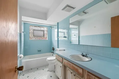 835 Latimer Lane Flossmoor IL 60422