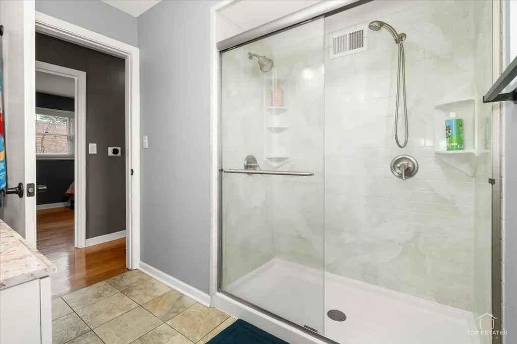 1337 Degener Avenue Elmhurst IL 60126