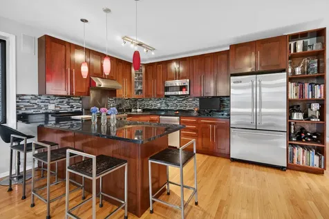 2709 North Campbell Avenue Chicago IL 60647