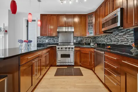 2709 North Campbell Avenue Chicago IL 60647