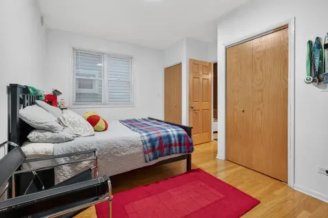 2709 North Campbell Avenue Chicago IL 60647