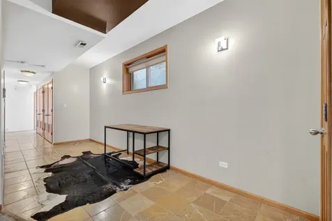 2709 North Campbell Avenue Chicago IL 60647