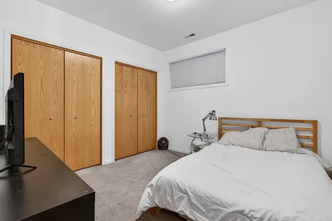 2709 North Campbell Avenue Chicago IL 60647