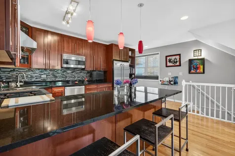 2709 North Campbell Avenue Chicago IL 60647
