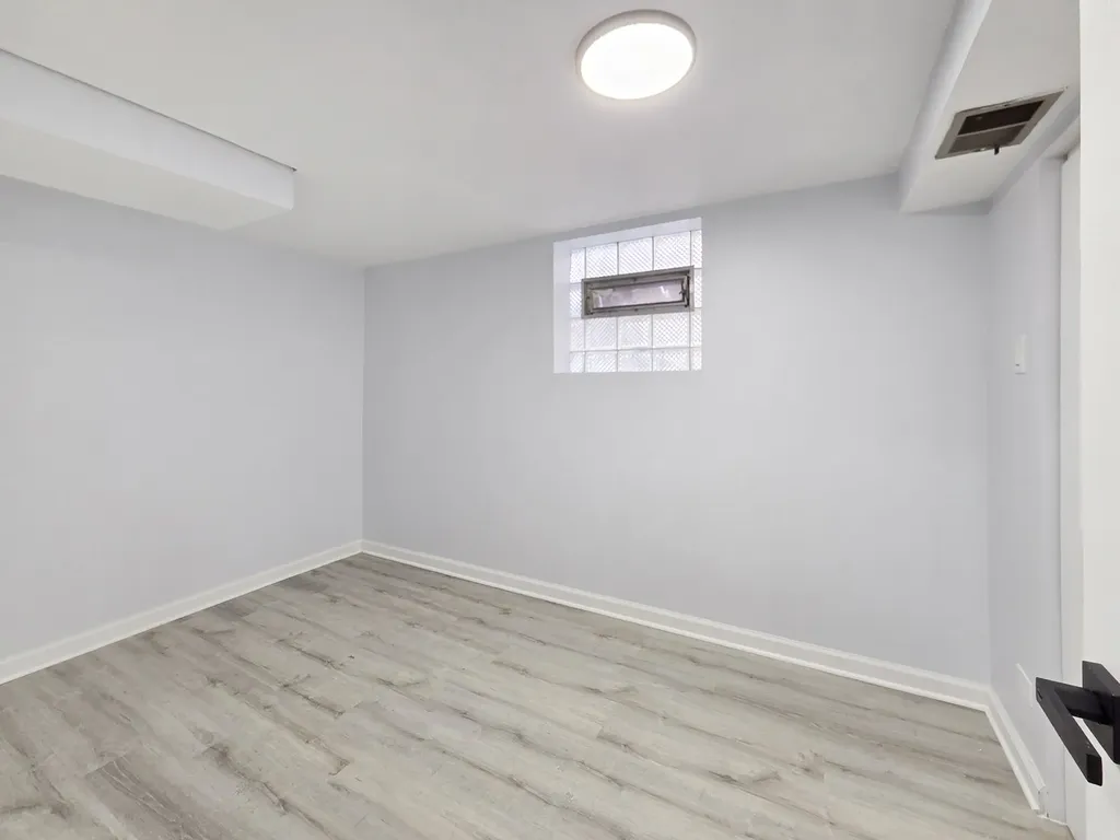 4744 South Hamlin Avenue Chicago IL 60632