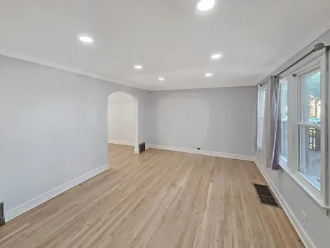 4744 South Hamlin Avenue Chicago IL 60632
