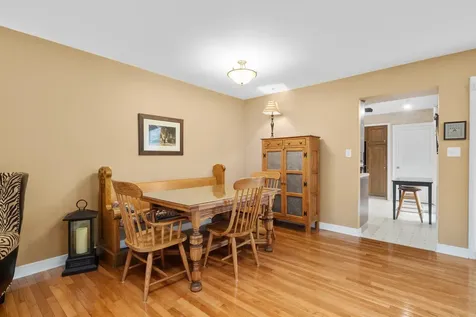 10 West Windsor Court Sugar Grove IL 60554