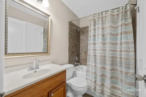 10 West Windsor Court Sugar Grove IL 60554