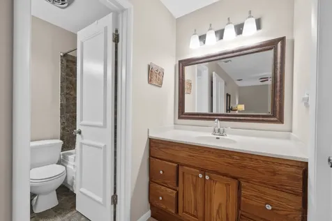 10 West Windsor Court Sugar Grove IL 60554