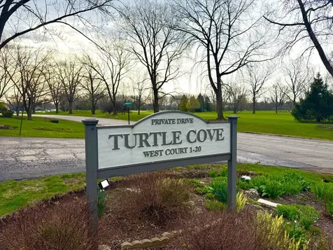 10 West Windsor Court Sugar Grove IL 60554