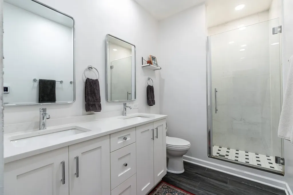 2839 North Wolcott Avenue Chicago IL 60657