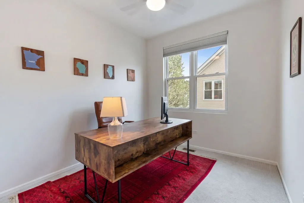 2839 North Wolcott Avenue Chicago IL 60657