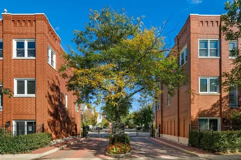 2839 North Wolcott Avenue Chicago IL 60657