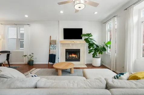 2839 North Wolcott Avenue Chicago IL 60657