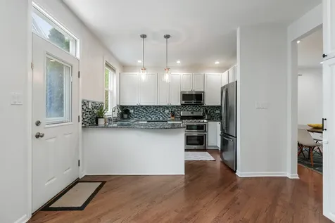 2839 North Wolcott Avenue Chicago IL 60657