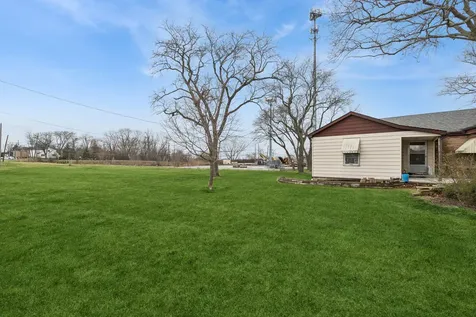 20922 West Il Route 176 Mundelein IL 60060