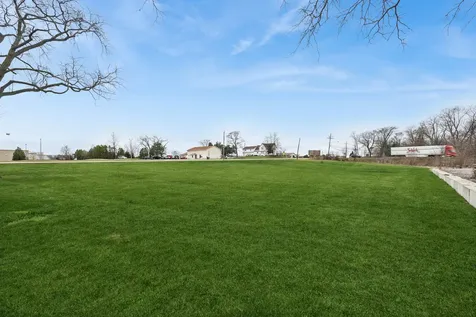 20922 West Il Route 176 Mundelein IL 60060
