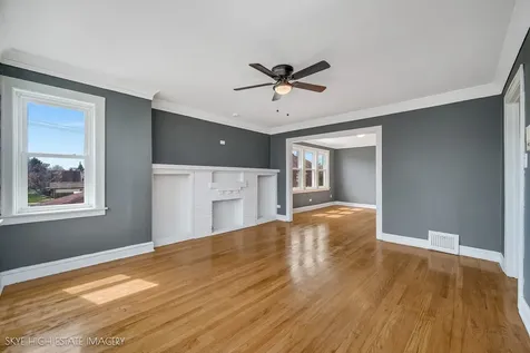 8850 South Aberdeen Street Chicago IL 60620