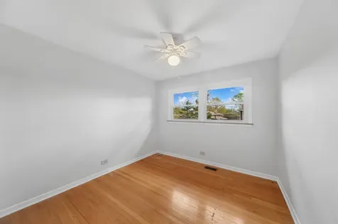 2007 North Spruce Terrace Arlington Heights IL 60004