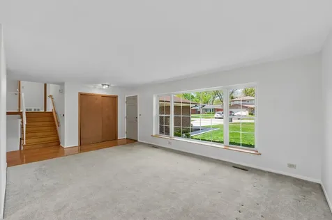 2007 North Spruce Terrace Arlington Heights IL 60004