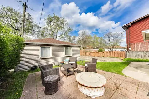 5136 West Lee Street Skokie IL 60077