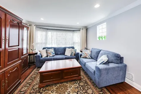 5136 West Lee Street Skokie IL 60077