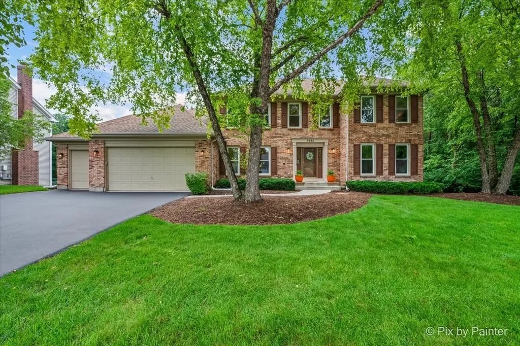 1661 Kensington Drive Algonquin IL 60102