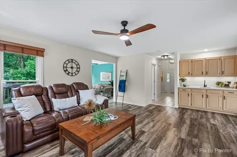 1661 Kensington Drive Algonquin IL 60102