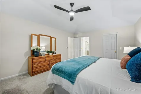 1661 Kensington Drive Algonquin IL 60102