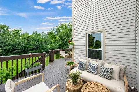 1661 Kensington Drive Algonquin IL 60102