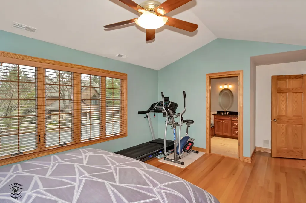 1121 Lacebark Court Darien IL 60561