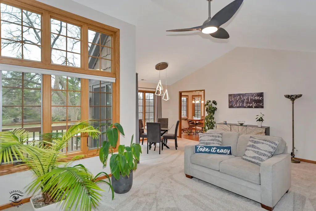 1121 Lacebark Court Darien IL 60561