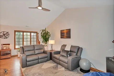 1121 Lacebark Court Darien IL 60561