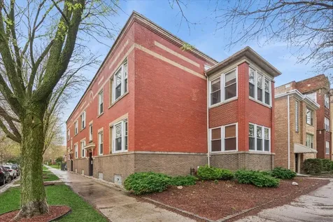 2204 West Winona Street Chicago IL 60625