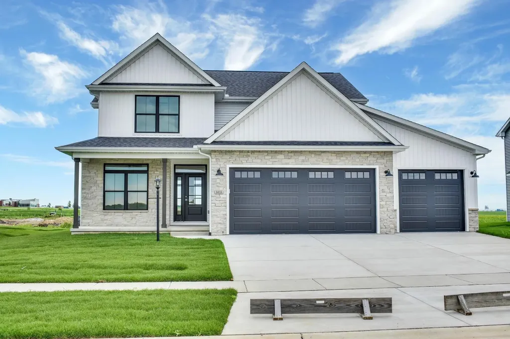 1418 Tinley Lane Mahomet IL 61853