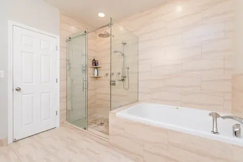 220 West Scott Street Chicago IL 60610