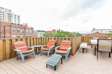 220 West Scott Street Chicago IL 60610