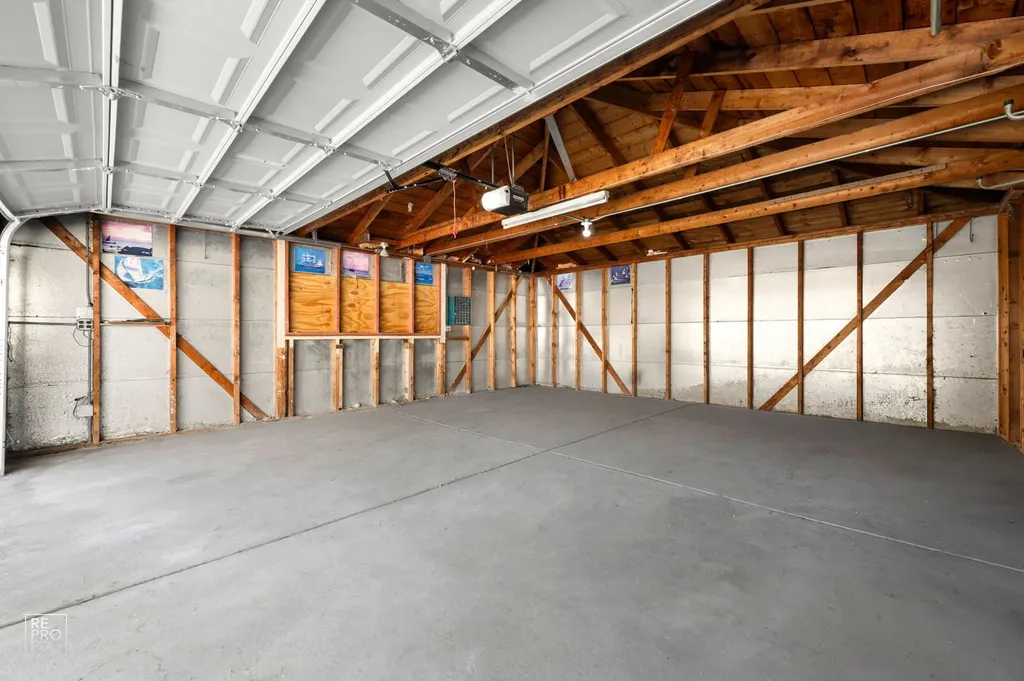 7954 South Kedvale Avenue Chicago IL 60652